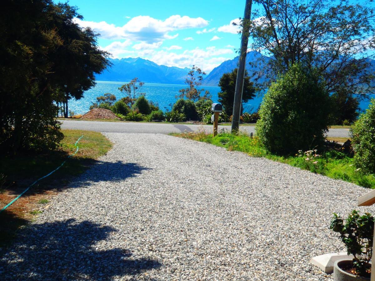 Lakefront Fantail Cottage Lake Hawea, Wanaka Екстер'єр фото