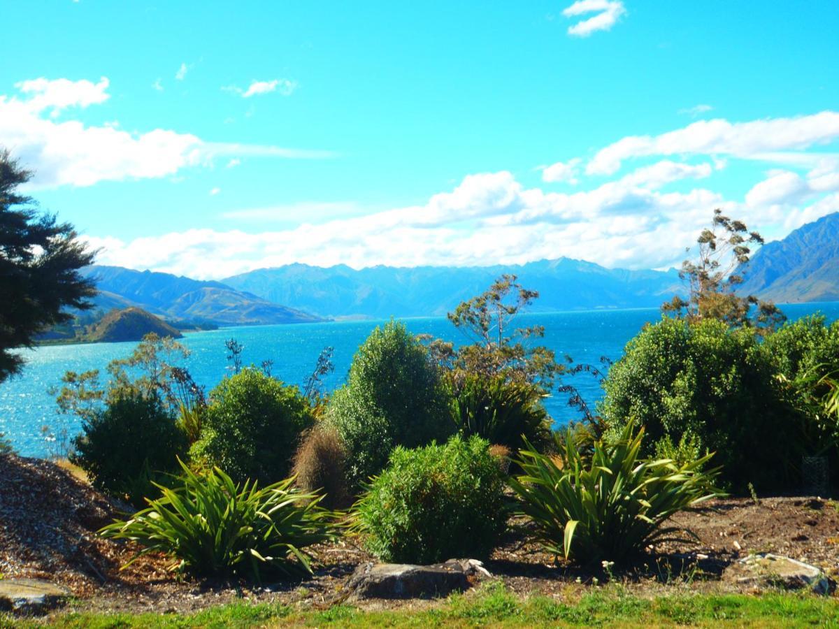 Lakefront Fantail Cottage Lake Hawea, Wanaka Екстер'єр фото